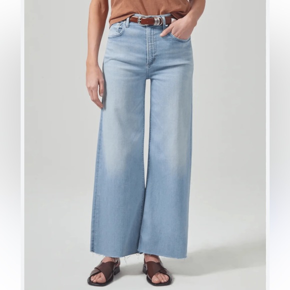 Citizens Of Humanity Denim - Citizens Of Humanity Lyra cropped wide leg jeans size 30